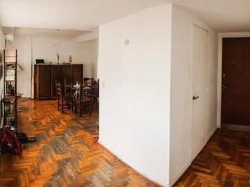 EXCELENTE SEMIPISO 3 ambientes CON COCHERA- ALMAGRO