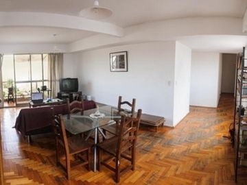 EXCELENTE SEMIPISO 3 ambientes CON COCHERA- ALMAGRO