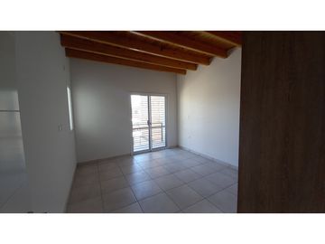 Duplex en inmediaciones de Elpidio González y Urquiza