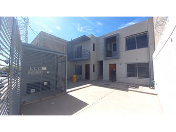 Duplex en inmediaciones de Elpidio González y Urquiza
