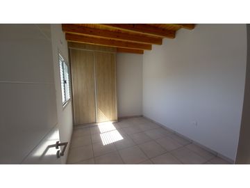 Duplex en inmediaciones de Elpidio González y Urquiza