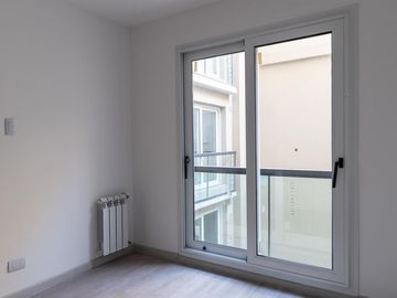 EN VENTA - DEPARTAMENTO 1 DORMITORIO - ZONA RÍO