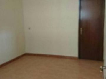 Rumah hoek siap huni dalam komplek di Pondok Aren