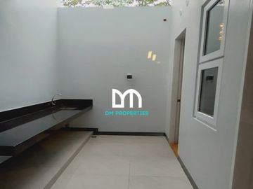 For Sale: 3-Storey Modern Townhouse near Teacher's Village, Quezon City