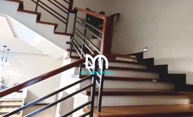 For Sale: 3-Storey Modern Townhouse near Teacher's Village, Quezon City