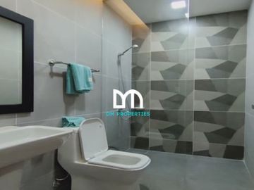 For Sale: 3-Storey Modern Townhouse near Teacher's Village, Quezon City
