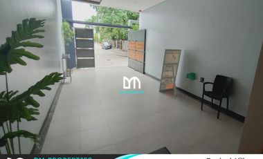 For Sale: 3-Storey Modern Townhouse near Teacher's Village, Quezon City