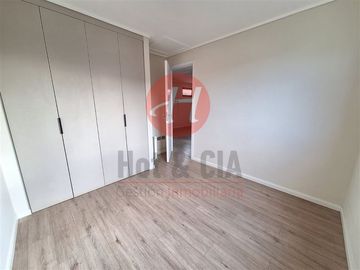SE VENDE MODERNA Y EXCLUSIVA CASA SECTOR PONIENTE