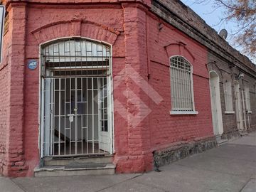 Casa en Venta en Fray Luis de la peña / Bascuñan Guerrero