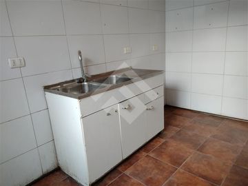 Casa en Venta en Fray Luis de la peña / Bascuñan Guerrero