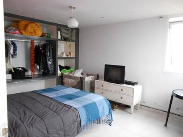 Casa estilo moderno, Barrio Santa Elena/ Frente Mar
