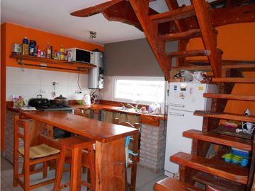 Casa estilo moderno, Barrio Santa Elena/ Frente Mar