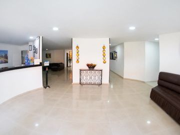 hotel en venta en urbanización tequendama. Cod V110406