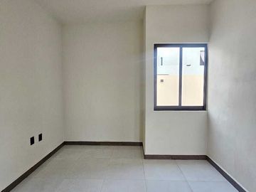 VENTA DE CASA CON ALBERCA Y/O TERRAZA EN MONTELLANO2, VILLA DE ALVAREZ COLIMA