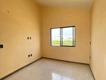 VENTA DE CASA CON ALBERCA Y/O TERRAZA EN MONTELLANO2, VILLA DE ALVAREZ COLIMA