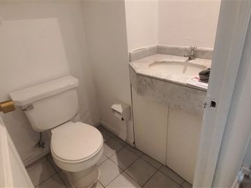 Oficina en arriendo, metro Manquehue, en Las Condes