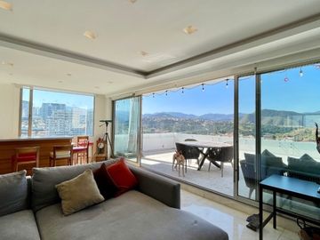 Venta hermoso PH Interlomas