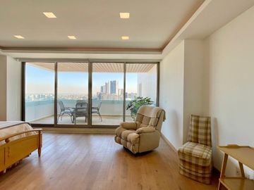 Venta hermoso PH Interlomas