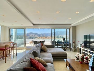 Venta hermoso PH Interlomas