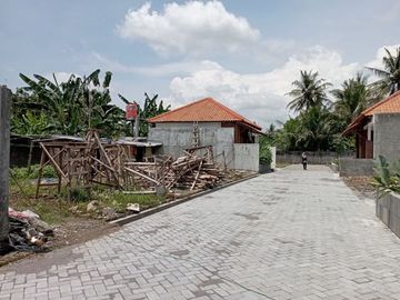 rumah etnik jogja sleman siap huni dan siap bangun