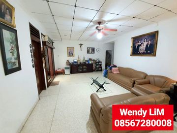 RUMAH ASRI DENGAN TAMAN at PERMATA HIJAU JAKARTA SELATAN