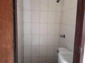 Very Spacious 650sq.m House and Lot for Rent in Cutcut Angel