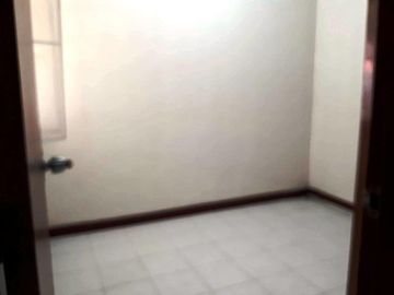 Very Spacious 650sq.m House and Lot for Rent in Cutcut Angel