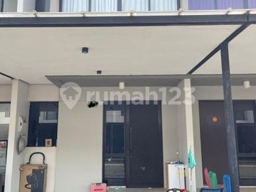 Disewakan Rumah Pik2 Millenial Cluster Florida Uk 4,5X10 Furnish