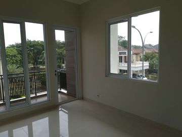 Rumah HOEK The Green BSD Cluster Vineyard BANGUNAN BARU