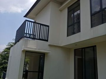 DIJUAL NAVAPARK BSD LANCEWOOD TIPE CORNER LUAS 341 DIJUAL CEPAT