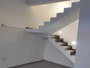 Residencia de Lujo en Grand Juriquilla, 4 Recamaras, una en PB, Roof Garden