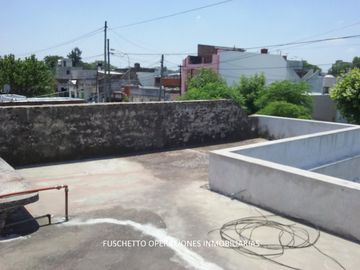 VENTA - ALDO BONZI -  CASA EN LOTE PROPIO - COD 883