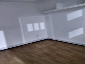 casa en arriendo en la castellana. Cod A1714403