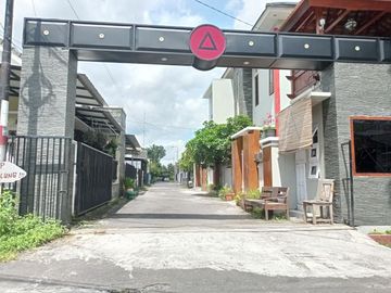 Rumah Dijual Barat Jakal km.10, Tahap Finishing