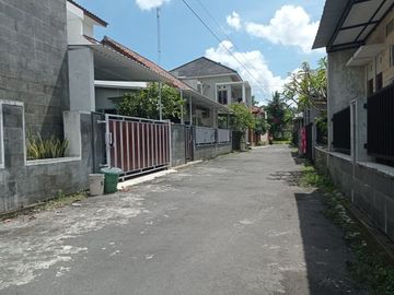 Rumah Dijual Barat Jakal km.10, Tahap Finishing