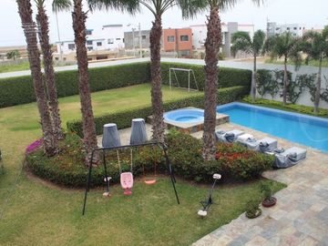 Se Vende Casa Cerca del Mar en Chipipe - Salinas