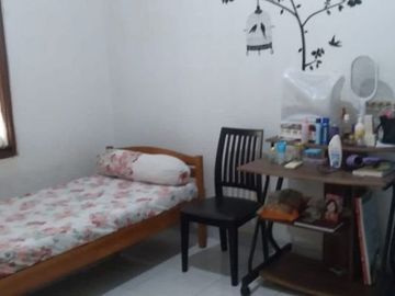 Rumah cantik terawat, strategis termurah di Galaxy Bekasi
