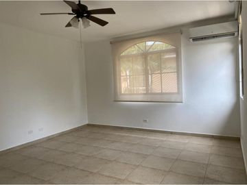 Sea Confiable Vende Casa en Clayton Village