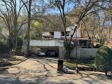 Casa en venta en club de golf valle escondido 428m2