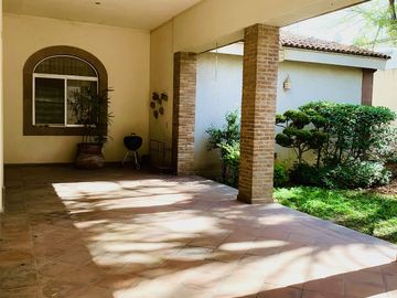 CASA EN VENTA EN LOS RIOS