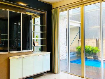Rumah Cantik di Pondok Indah Jakarta Selatan