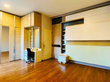 Rumah Cantik di Pondok Indah Jakarta Selatan