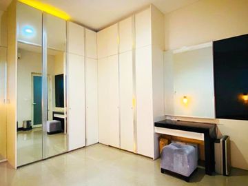 Rumah Cantik di Pondok Indah Jakarta Selatan