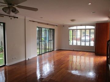 House for rent in Cebu City, Gated in AS Fortuna with shared s. pool