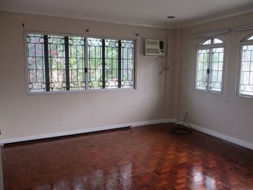 House for rent in Cebu City, Gated in AS Fortuna with shared s. pool