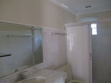 House for rent in Cebu City, Gated in AS Fortuna with shared s. pool