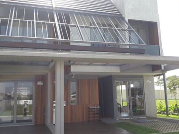 Rumah Murah Cluster Mewah Harapan Indah Bekasi Strategis
