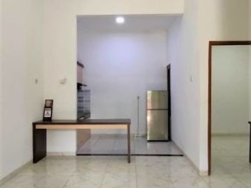 Rumah Hoek Siap Huni Perumahan Grand Mahkota Bekasi