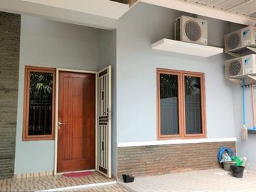 Rumah Hoek Siap Huni Perumahan Grand Mahkota Bekasi