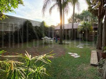Casa en venta en Ezpeleta Este